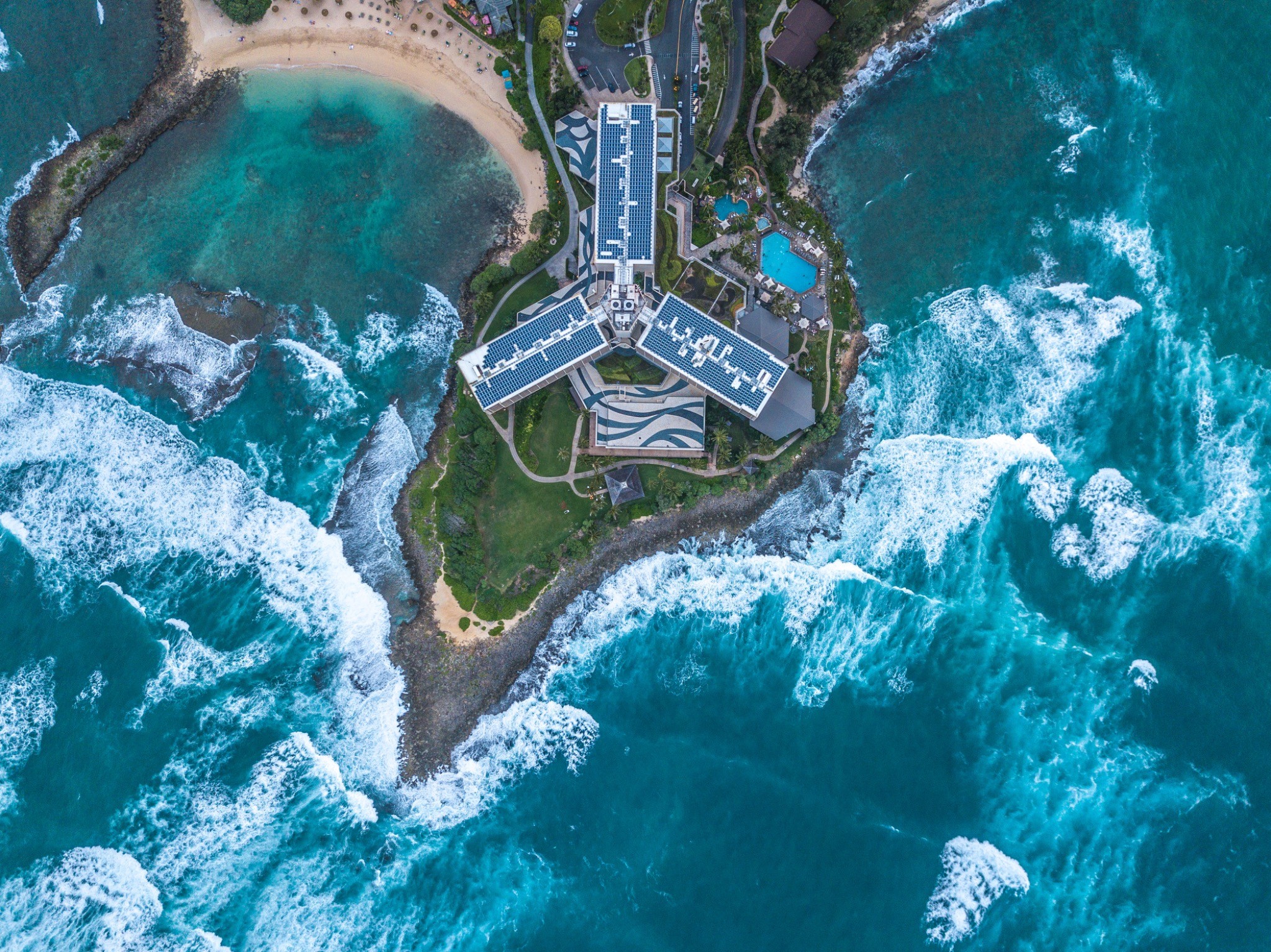 Ritz Carlton Turtle Bay — photograph by Paul Towers